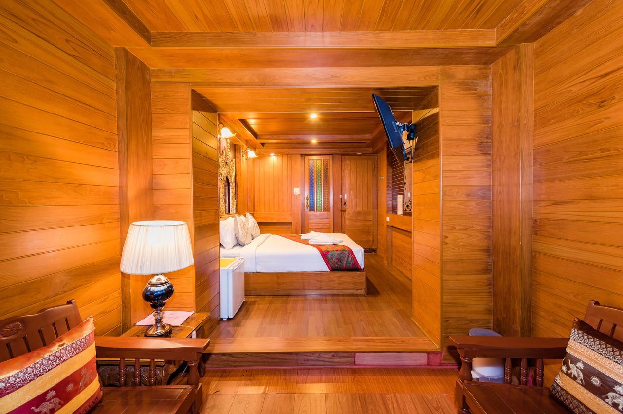 Baan Ratchapruek Villa Phuket Kültér fotó
