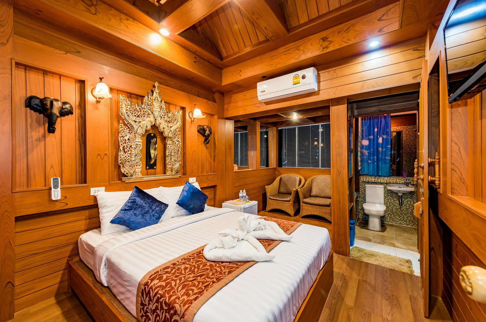 Baan Ratchapruek Villa Phuket Kültér fotó