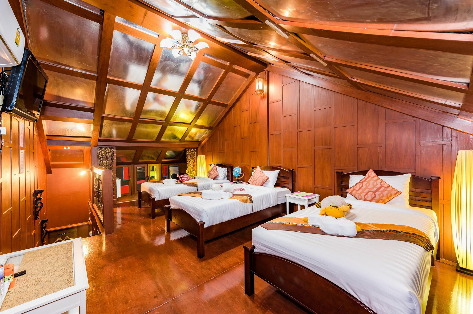 Baan Ratchapruek Villa Phuket Kültér fotó